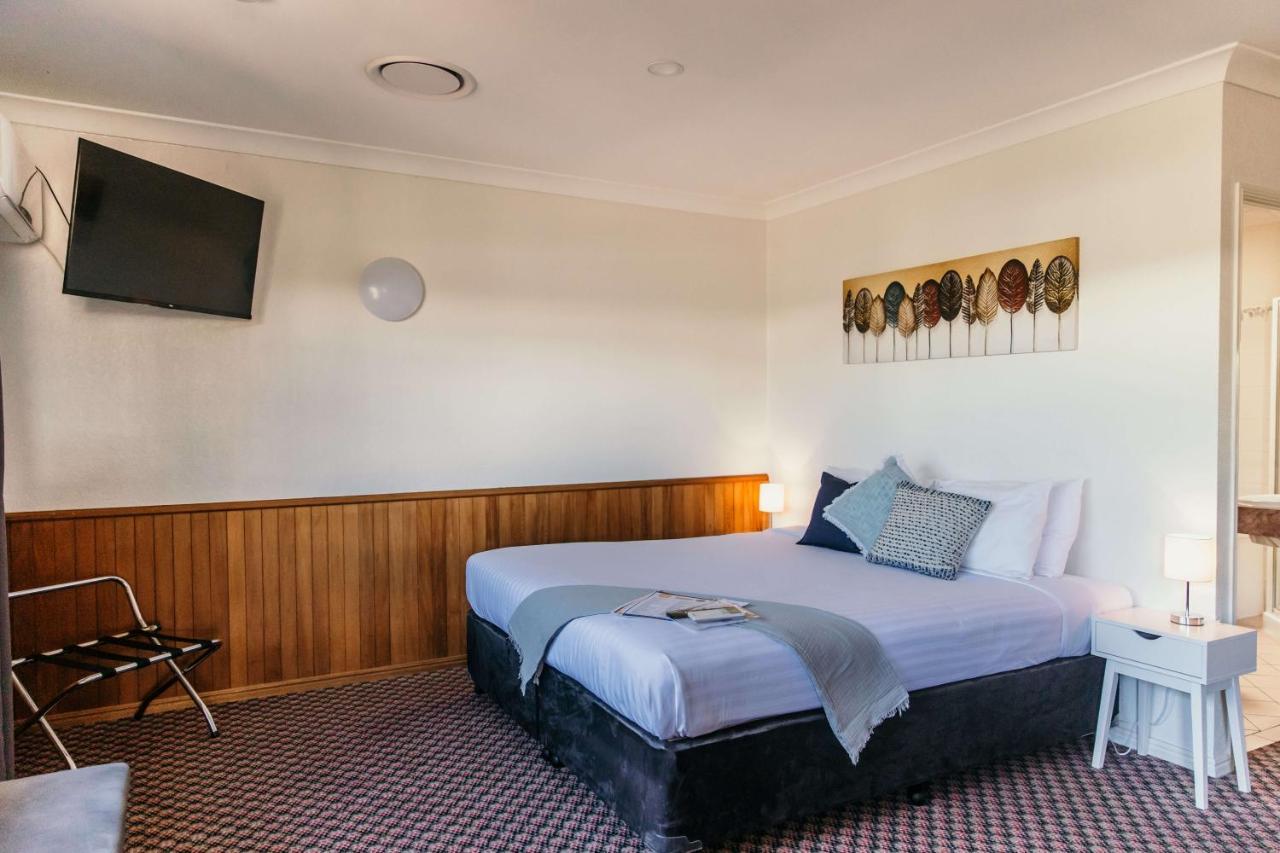 Outback Mt Isa Motel 3*